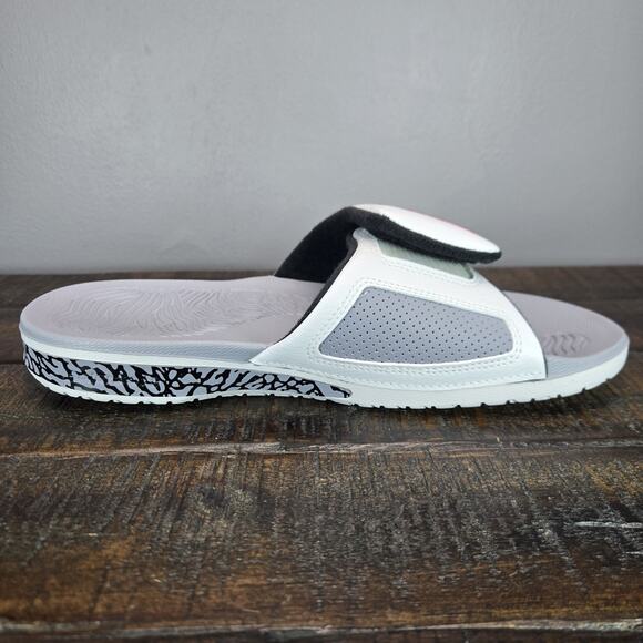 NEW Nike Air Jordan Hydro III Retro Slides Mens Size 8 White/Cement 854556-101 - Picture 8 of 12